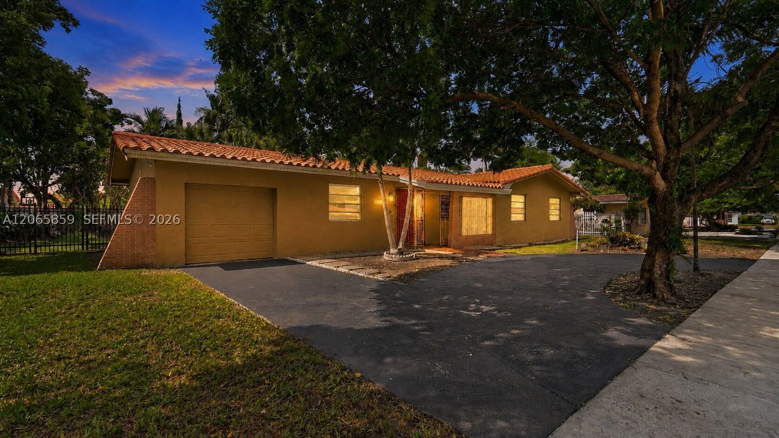 Real estate property located at 10710 32nd St, Miami-dade, Bello Monte Estates, Miami, FL