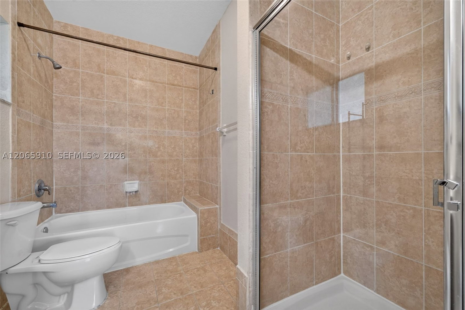 Real estate property located at 6776 22nd St, Miami-dade, Vanessa Zoe Villas, Miami, FL