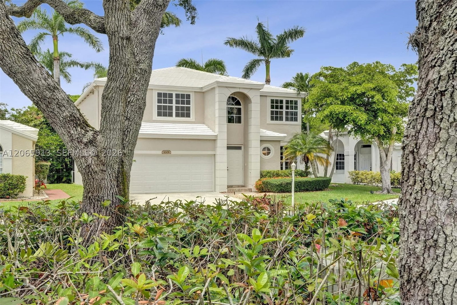 Real estate property located at 9308 8th Cir, Broward, Jacaranda Parcel 218, Plantation, FL
