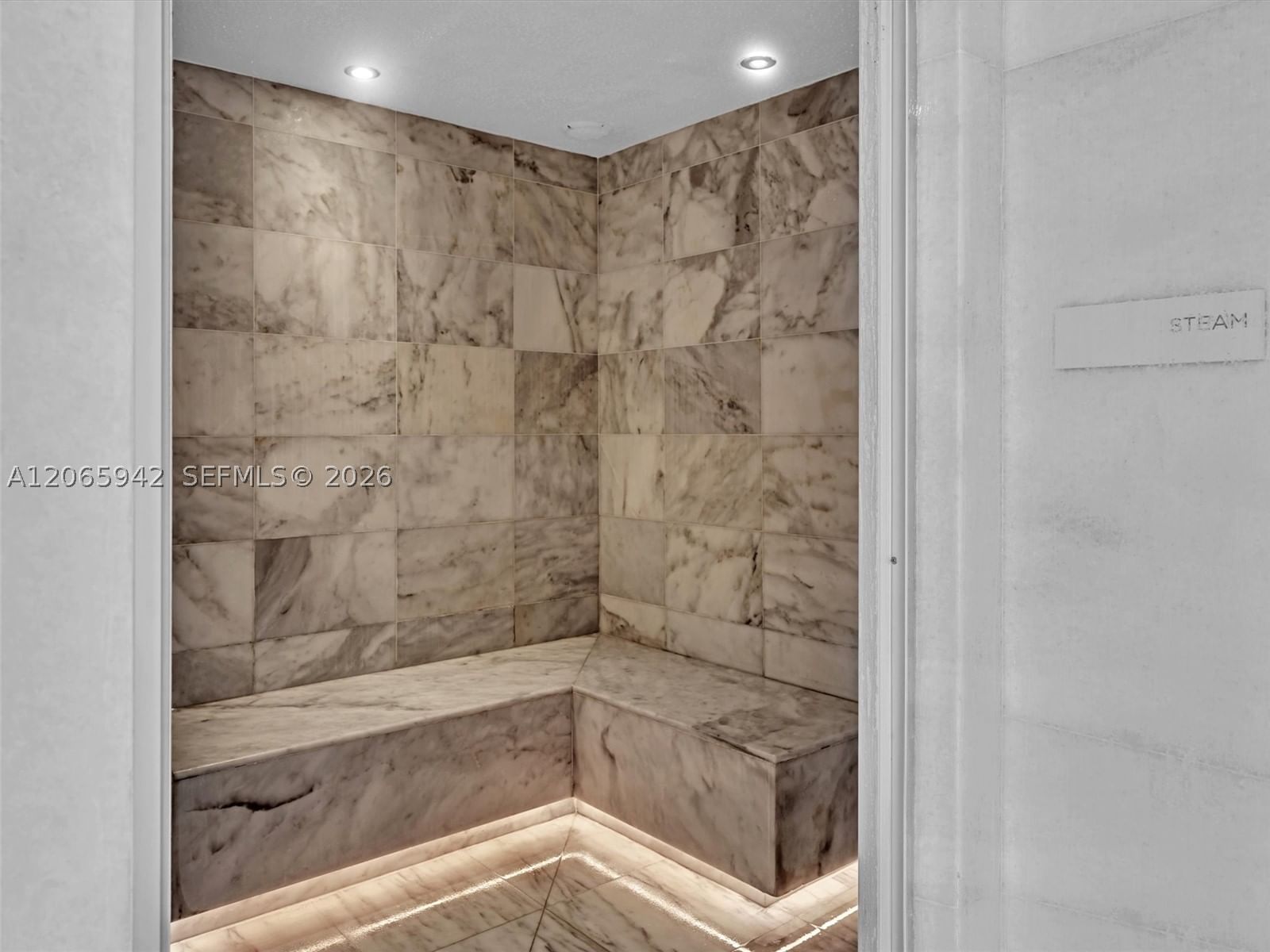Real estate property located at 700 26th Ter #3606, Miami-dade, Escottonia Park, Miami, FL