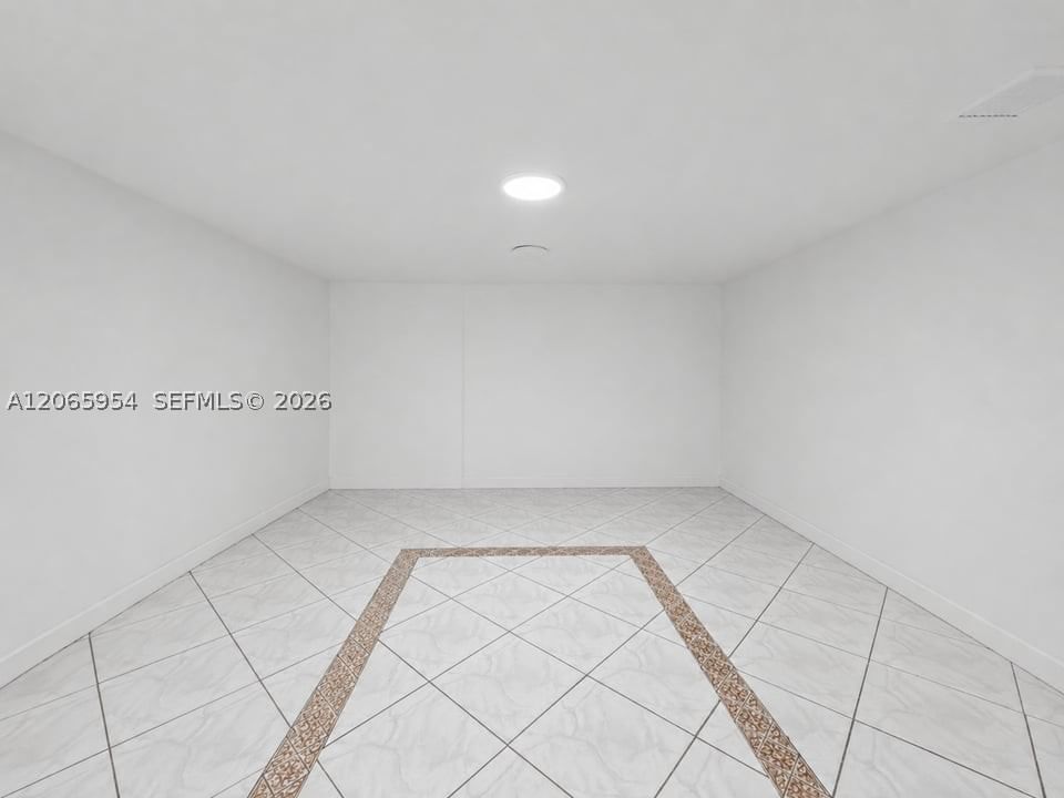 Real estate property located at 7961 6th Ave, Miami-dade, Lena Manor, Hialeah, FL