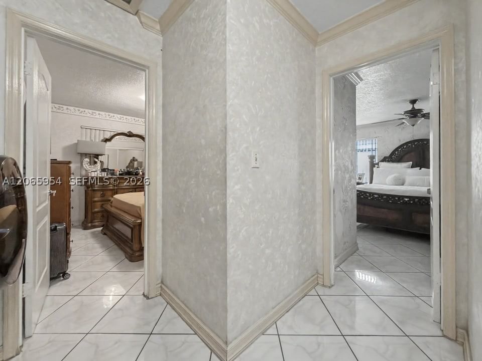 Real estate property located at 7961 6th Ave, Miami-dade, Lena Manor, Hialeah, FL