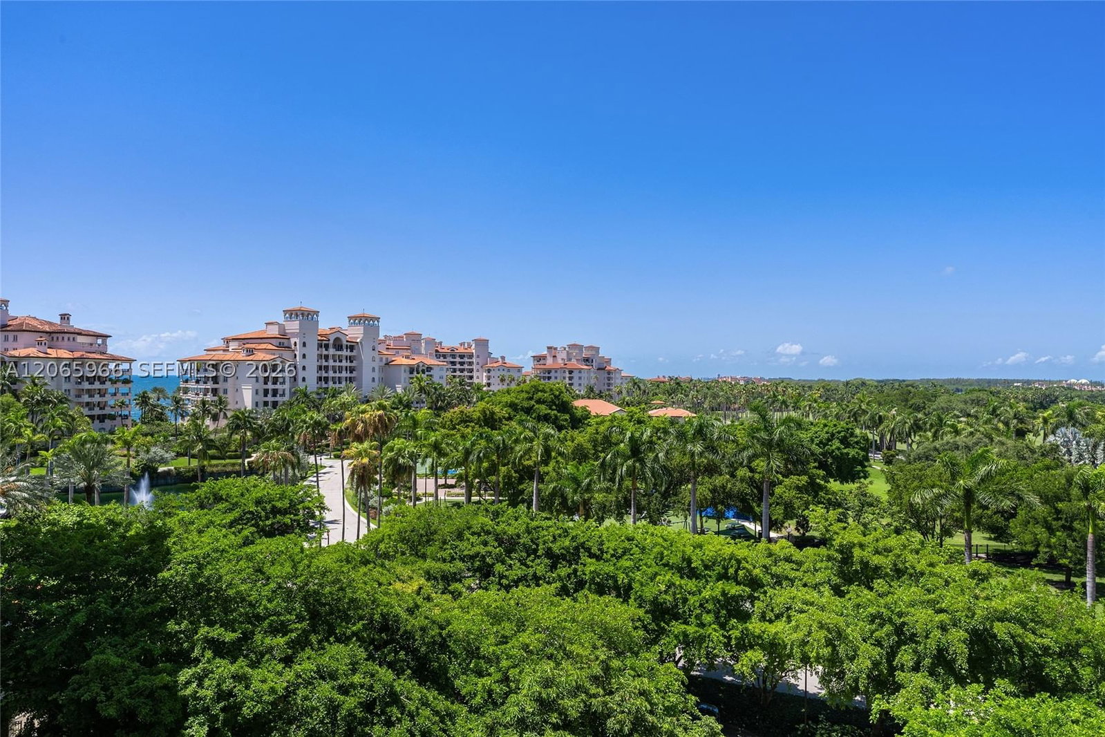 Real estate property located at 7061 Fisher Island Dr #7061, Miami-dade, Palazzo Del Sol/della Lun, Miami Beach, FL