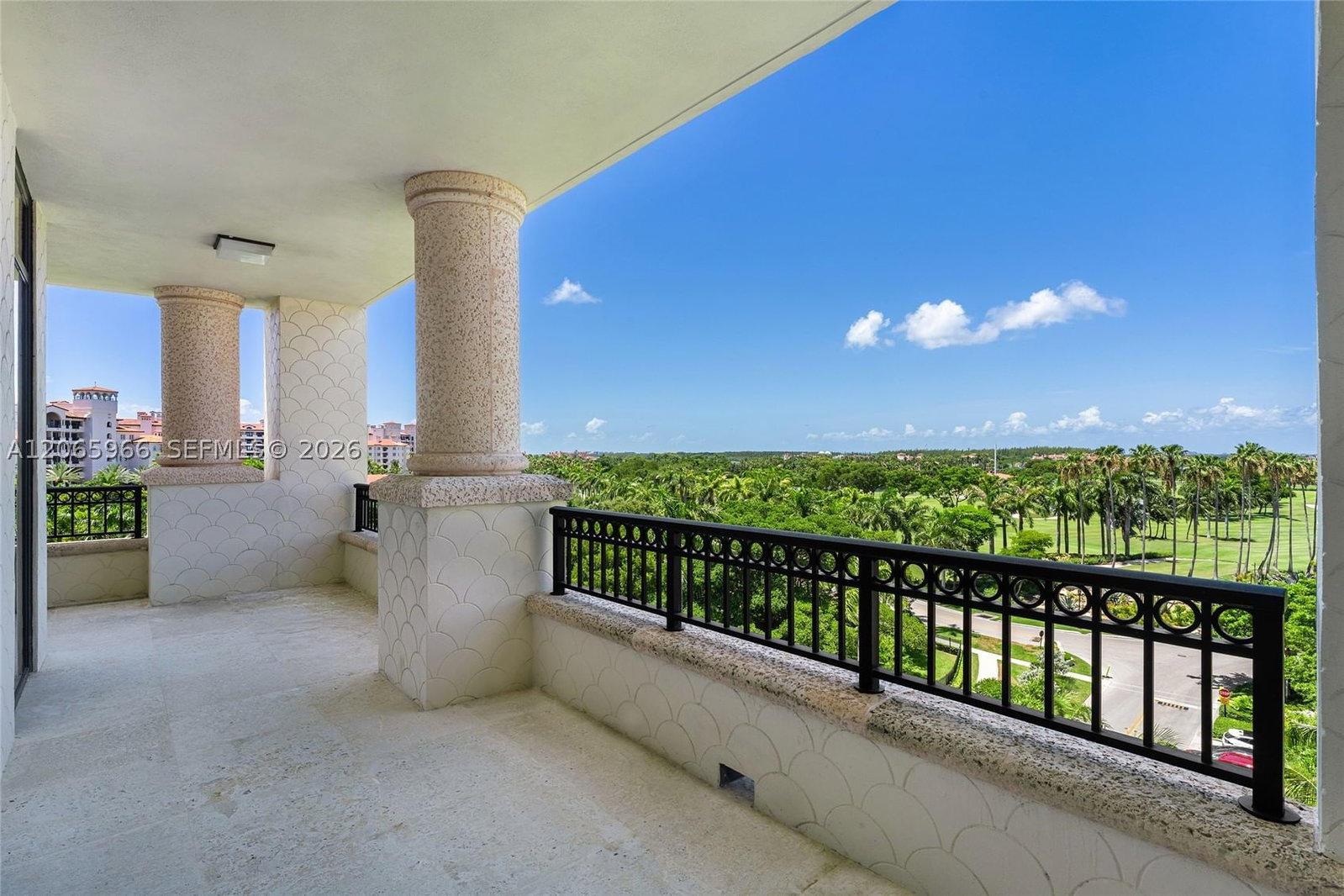 Real estate property located at 7061 Fisher Island Dr #7061, Miami-dade, Palazzo Del Sol/della Lun, Miami Beach, FL