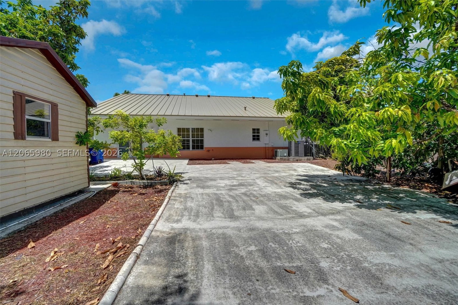 Real estate property located at 25 Ludlam Dr, Miami-dade, Rev Of Rev Fec Addn Hiale, Miami Springs, FL