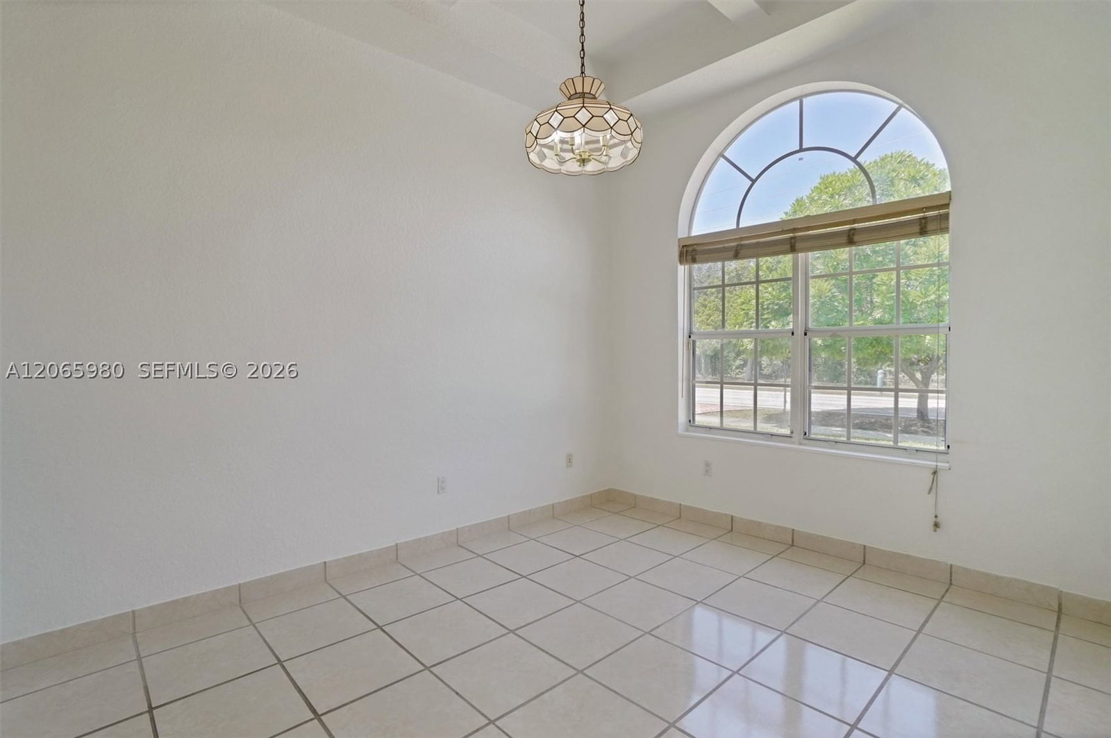 Real estate property located at 25 Ludlam Dr, Miami-dade, Rev Of Rev Fec Addn Hiale, Miami Springs, FL