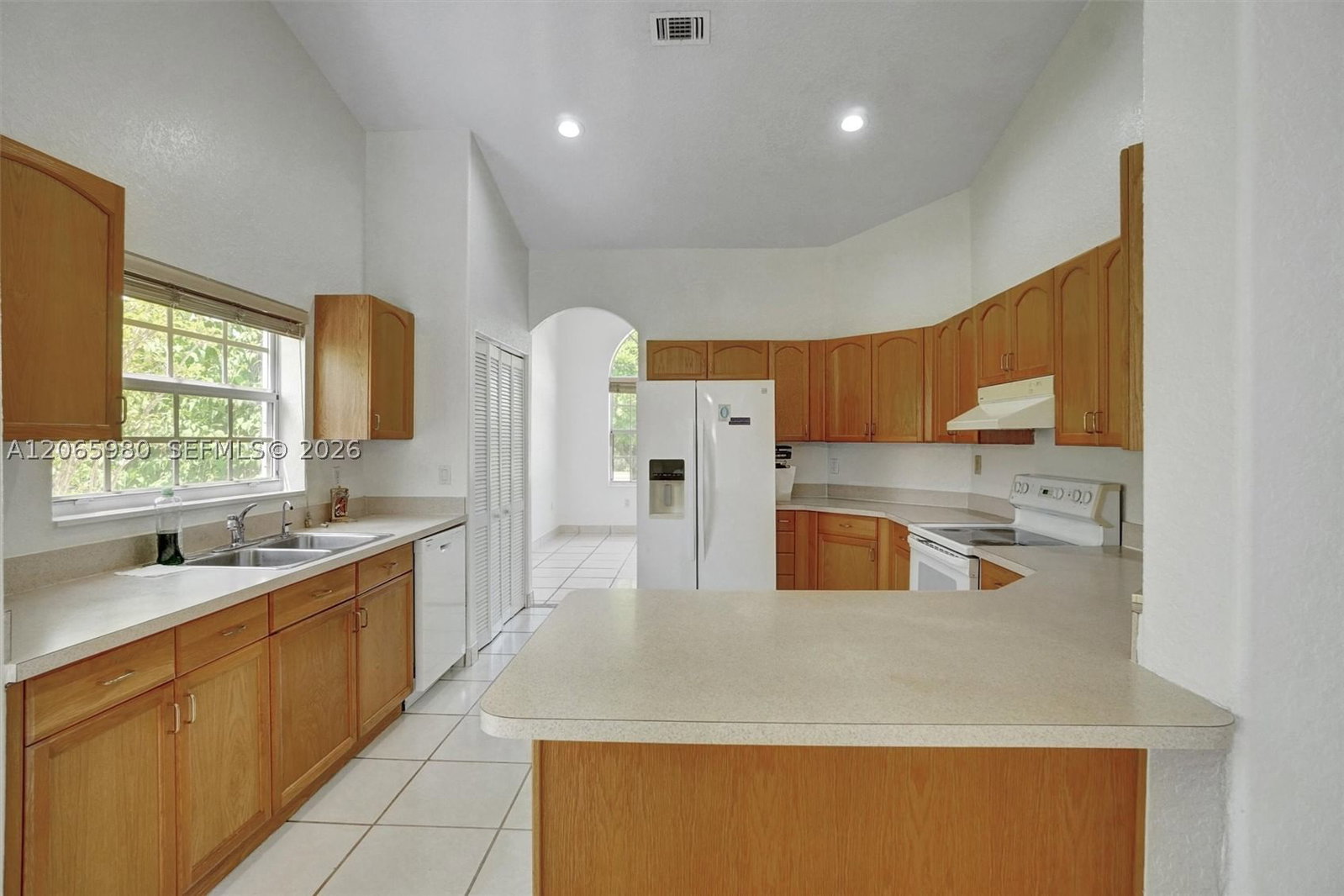 Real estate property located at 25 Ludlam Dr, Miami-dade, Rev Of Rev Fec Addn Hiale, Miami Springs, FL