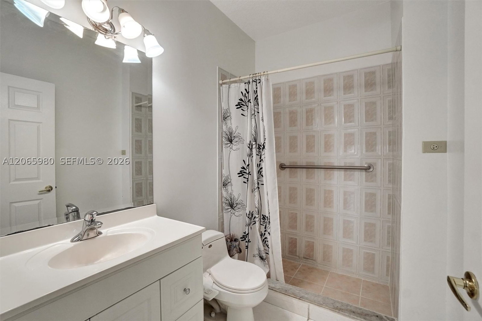 Real estate property located at 25 Ludlam Dr, Miami-dade, Rev Of Rev Fec Addn Hiale, Miami Springs, FL