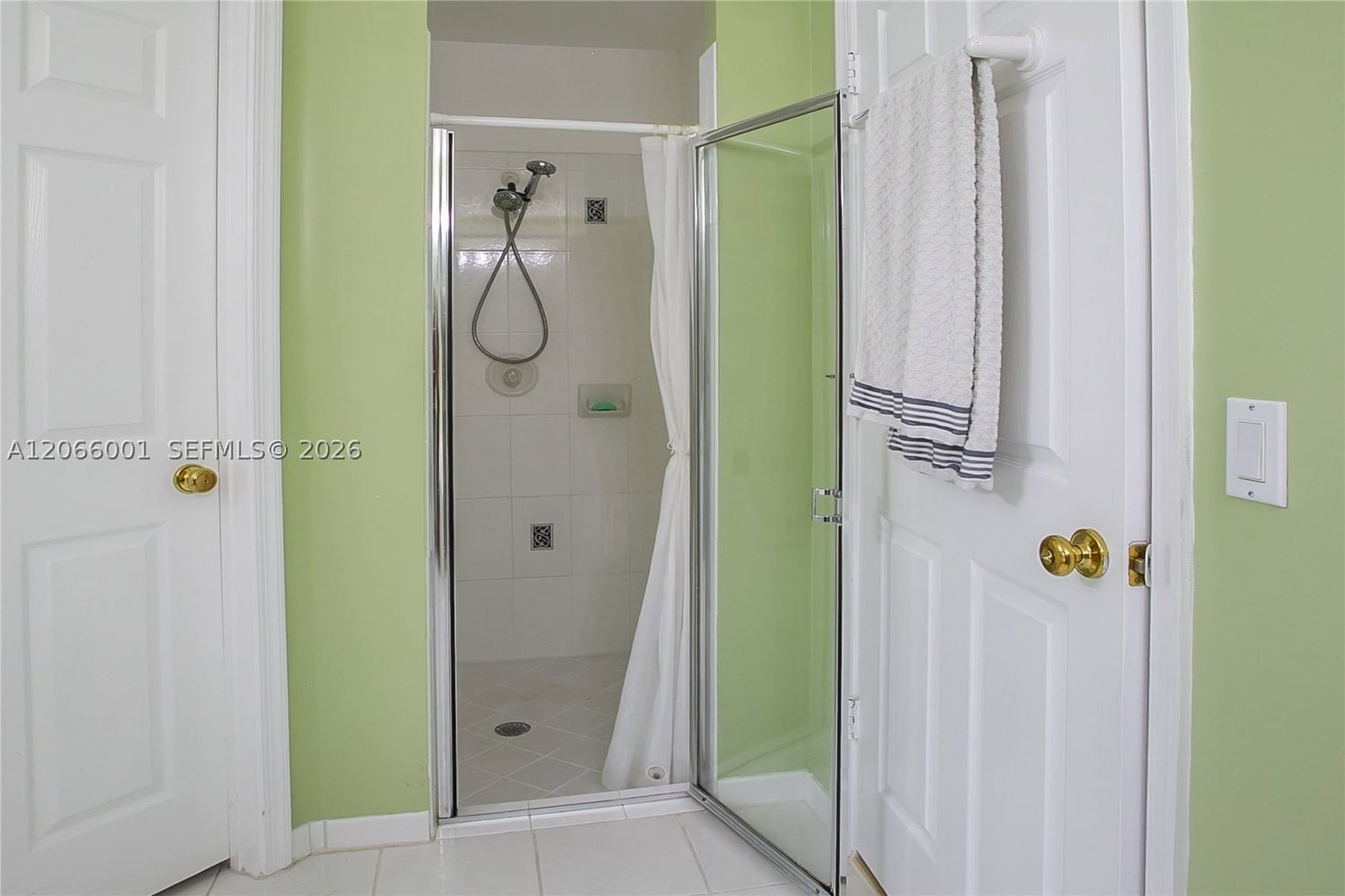 Real estate property located at 474 205th Ave, Broward, Crystal Pointe, Pembroke Pines, FL
