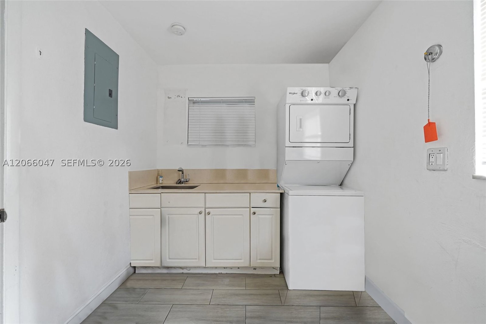 Real estate property located at 912 9th Ct, Broward, Pine Crest Amended Plat, Pompano Beach, FL
