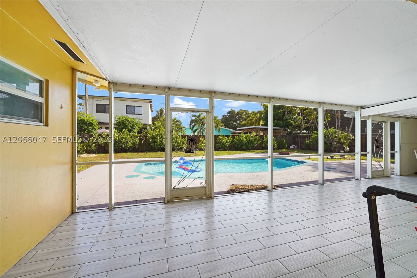 Real estate property located at 912 9th Ct, Broward, Pine Crest Amended Plat, Pompano Beach, FL