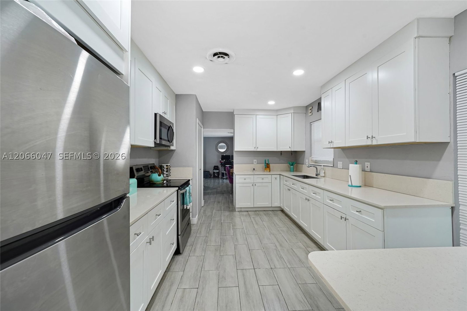 Real estate property located at 912 9th Ct, Broward, Pine Crest Amended Plat, Pompano Beach, FL