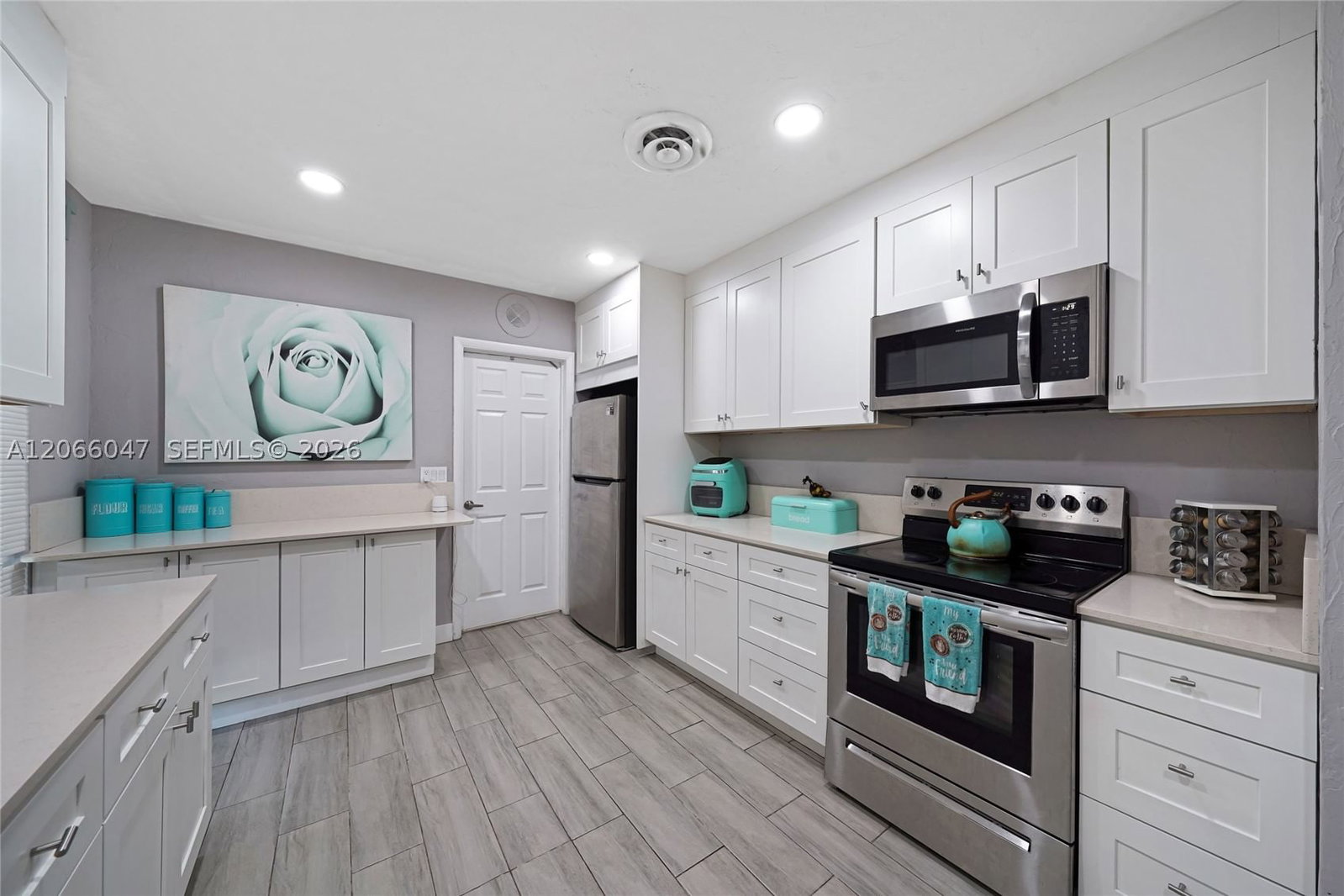 Real estate property located at 912 9th Ct, Broward, Pine Crest Amended Plat, Pompano Beach, FL