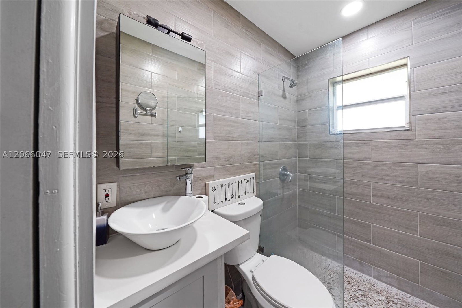 Real estate property located at 912 9th Ct, Broward, Pine Crest Amended Plat, Pompano Beach, FL