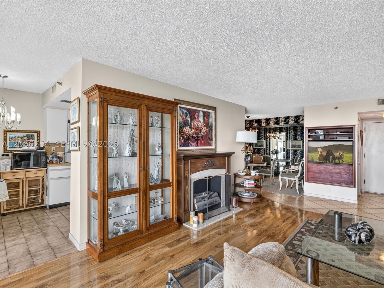 Real estate property located at 4000 Towerside Ter #1407, Miami-dade, The Towers Of Quayside Co, Miami, FL