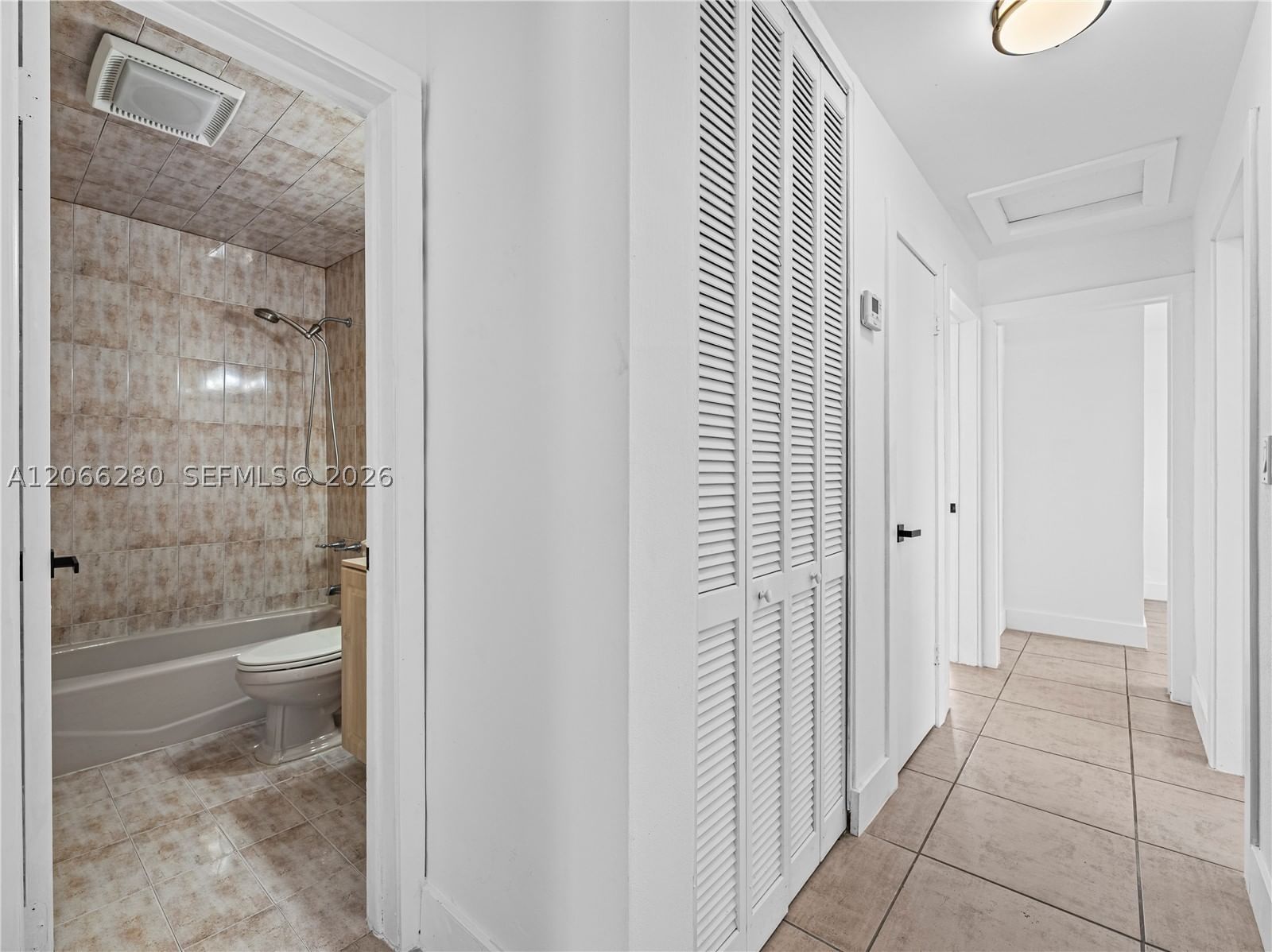 Real estate property located at 8241 12th Ter, Miami-dade, Fontainebleau Gardens 1st, Miami, FL