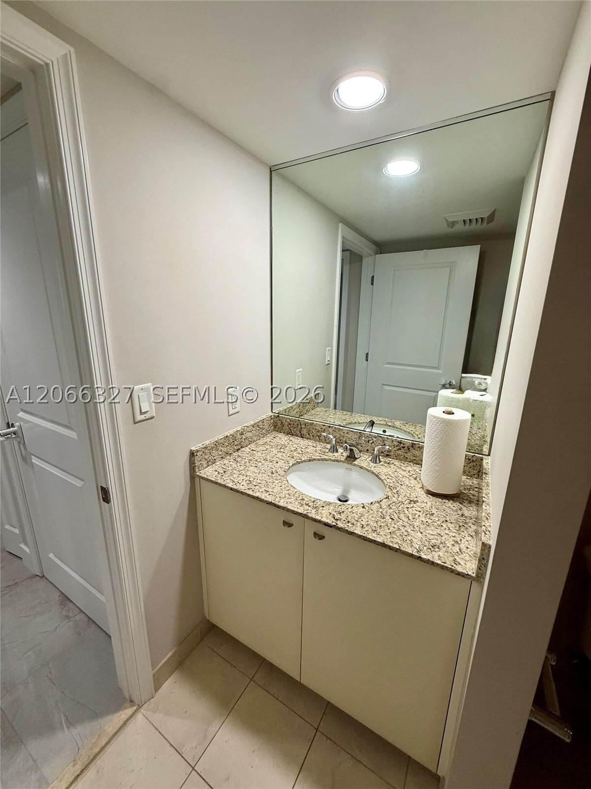 Real estate property located at 610 Las Olas Blvd #913N, Broward, Symphony North Condo, Fort Lauderdale, FL