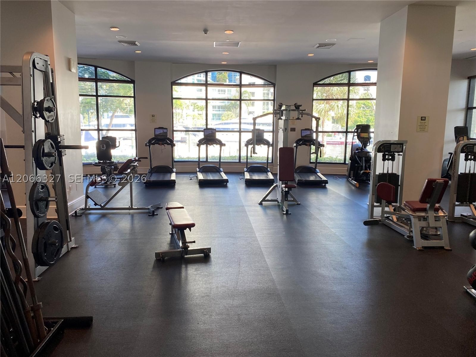 Real estate property located at 610 Las Olas Blvd #913N, Broward, Symphony North Condo, Fort Lauderdale, FL