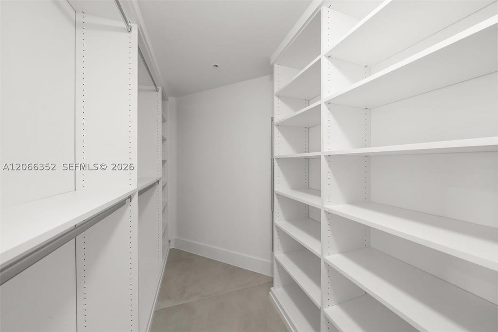 Real estate property located at 6301 Collins Ave #2307, Miami-dade, La Gorce Palace Condo, Miami Beach, FL