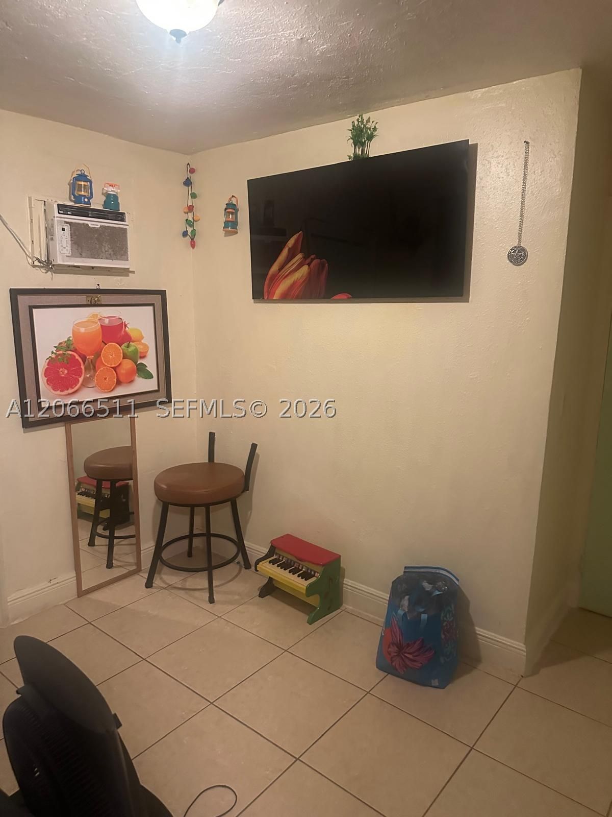 Real estate property located at 1980 Service Rd, Miami-dade, Magnolia Gardens Consolid, Opa Locka, FL