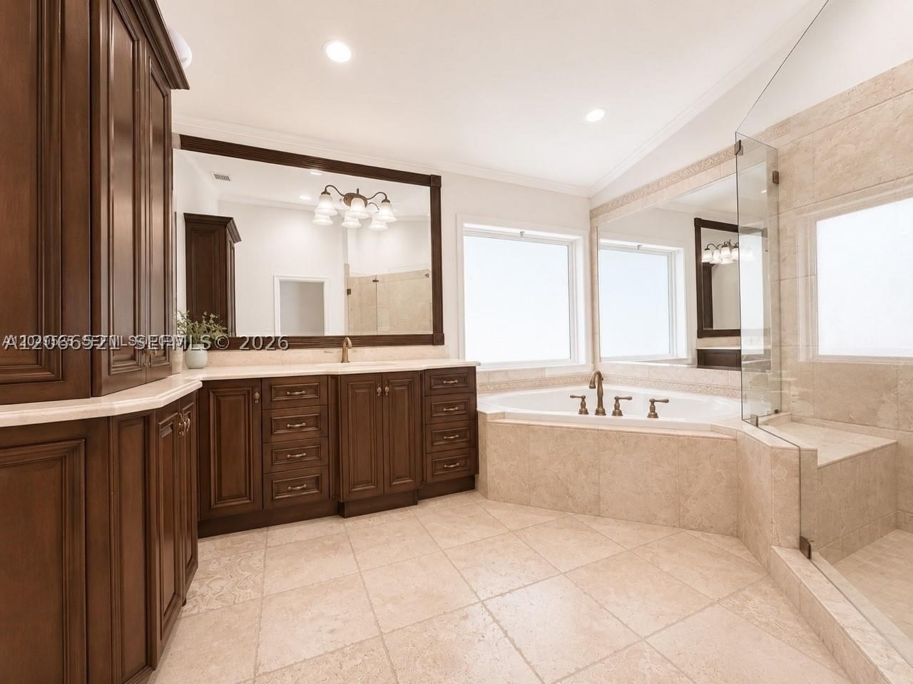 Real estate property located at 2616 Oakbrook Ct, Broward, Sector 7 South, Weston, FL
