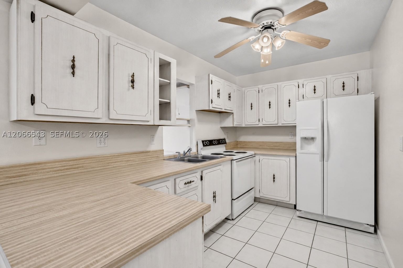 Real estate property located at 4241 19th St #172, Broward, Wood Hue Iii Condo, Lauderhill, FL