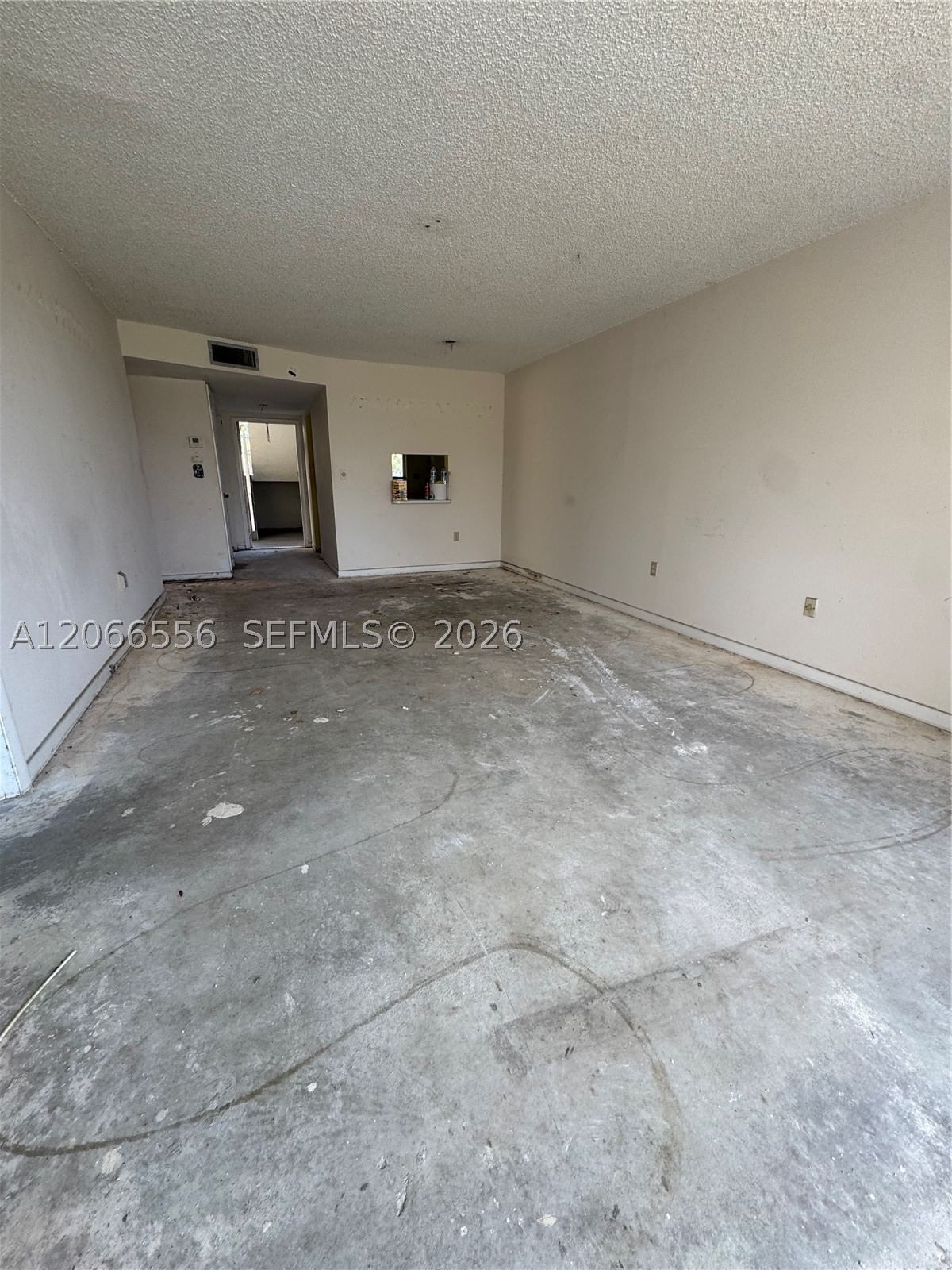 Real estate property located at 8325 Sunrise Lakes Blvd #112, Broward, Sunrise Lakes 41 Condo, Sunrise, FL