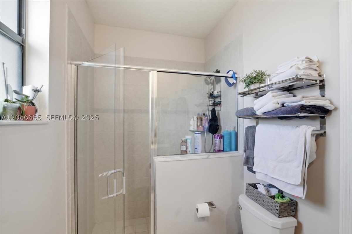 Real estate property located at 3378 112th St, Miami-dade, Aquabella North Replat, Hialeah, FL