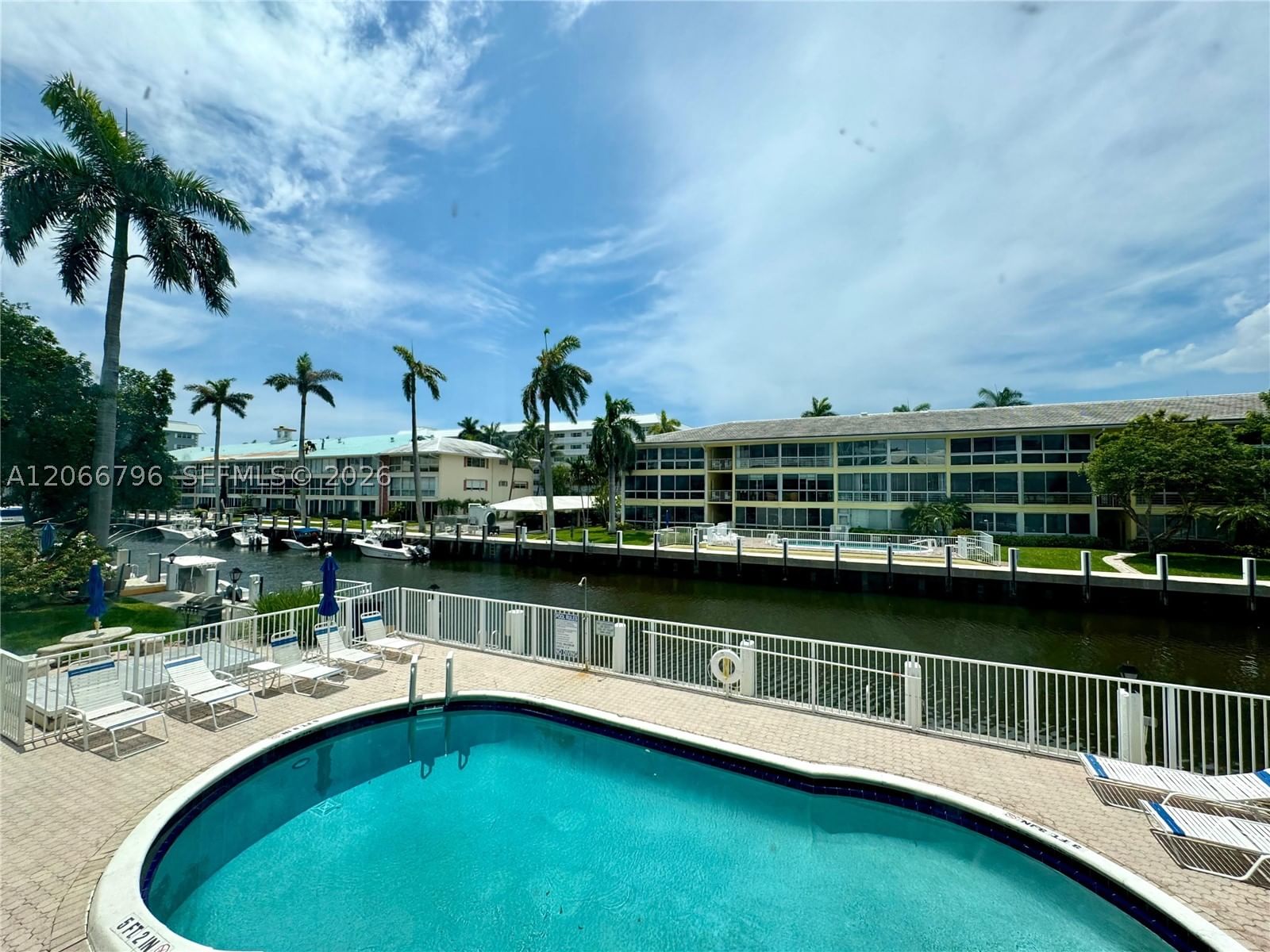 Real estate property located at 3000 48th St #203, Broward, Wellington Condo, Fort Lauderdale, FL