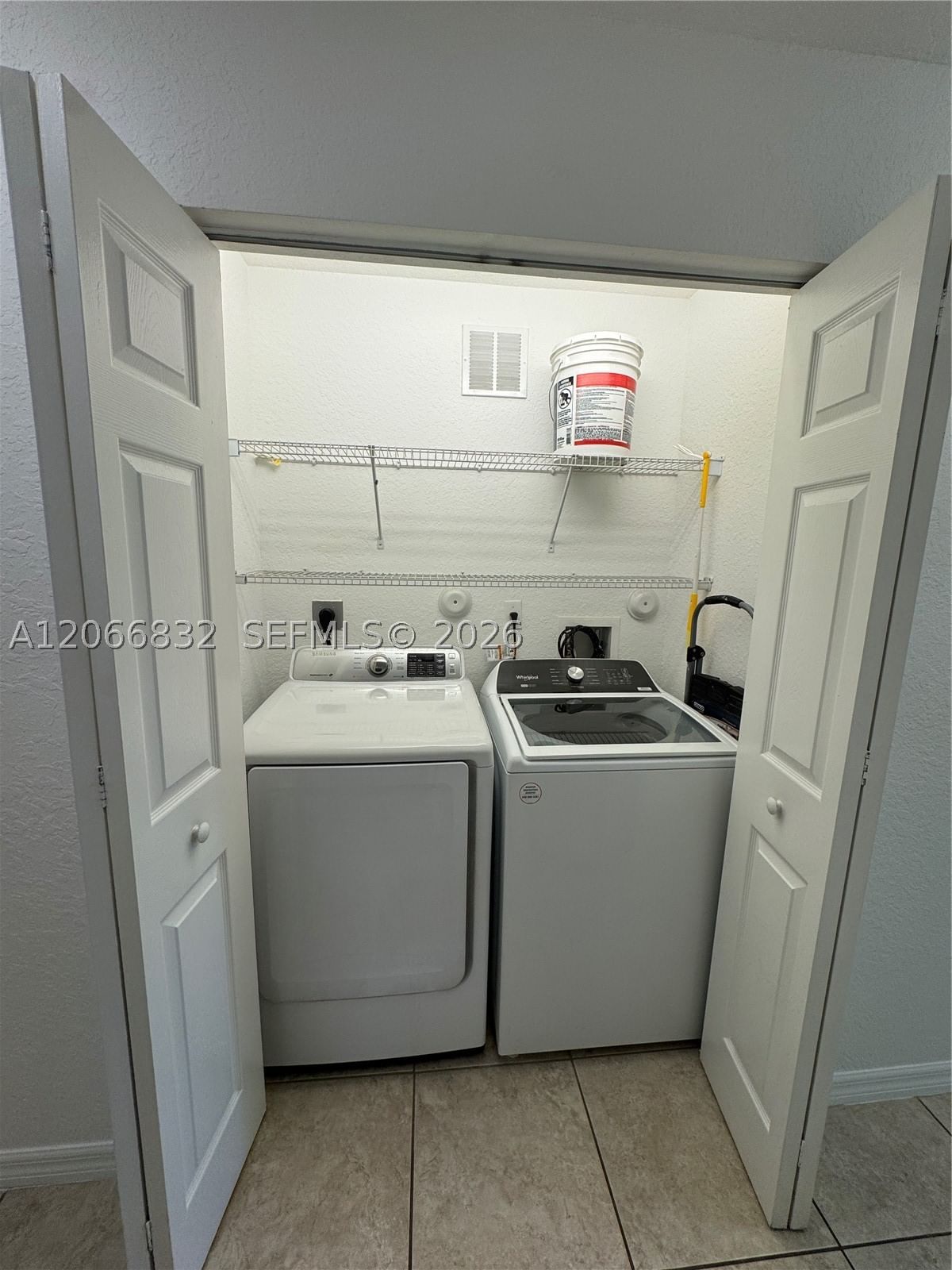 Real estate property located at 10885 89th Ter #113, Miami-dade, Coronado At Doral Ii Cond, Doral, FL