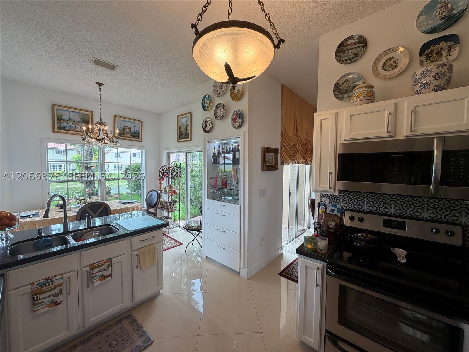 Real estate property located at 16261 101st Ter, Miami-dade, Forest Lakes Country Gard, Miami, FL
