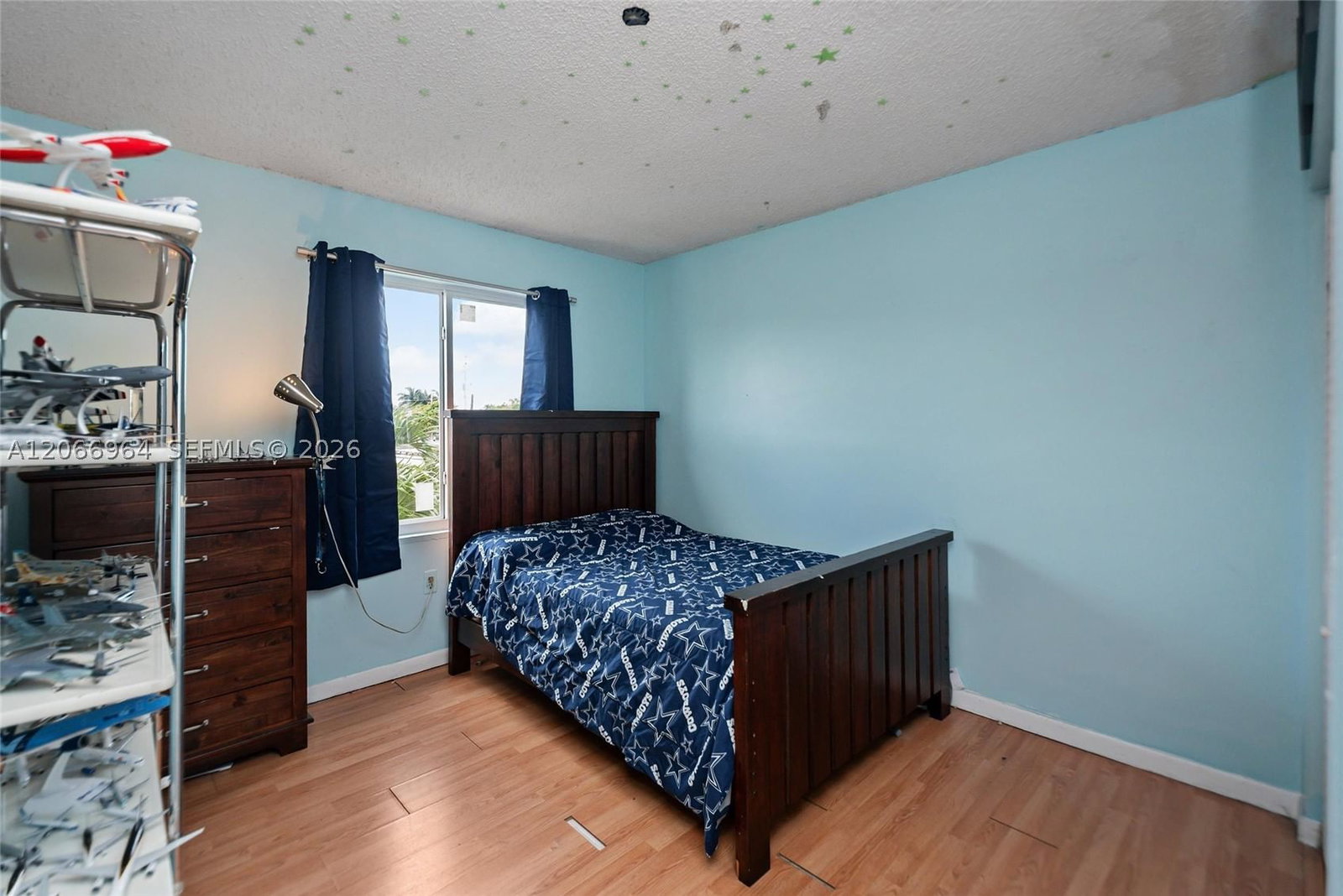 Real estate property located at 12693 8th Ter, Miami-dade, Lake Pointe Sec 4, Miami, FL