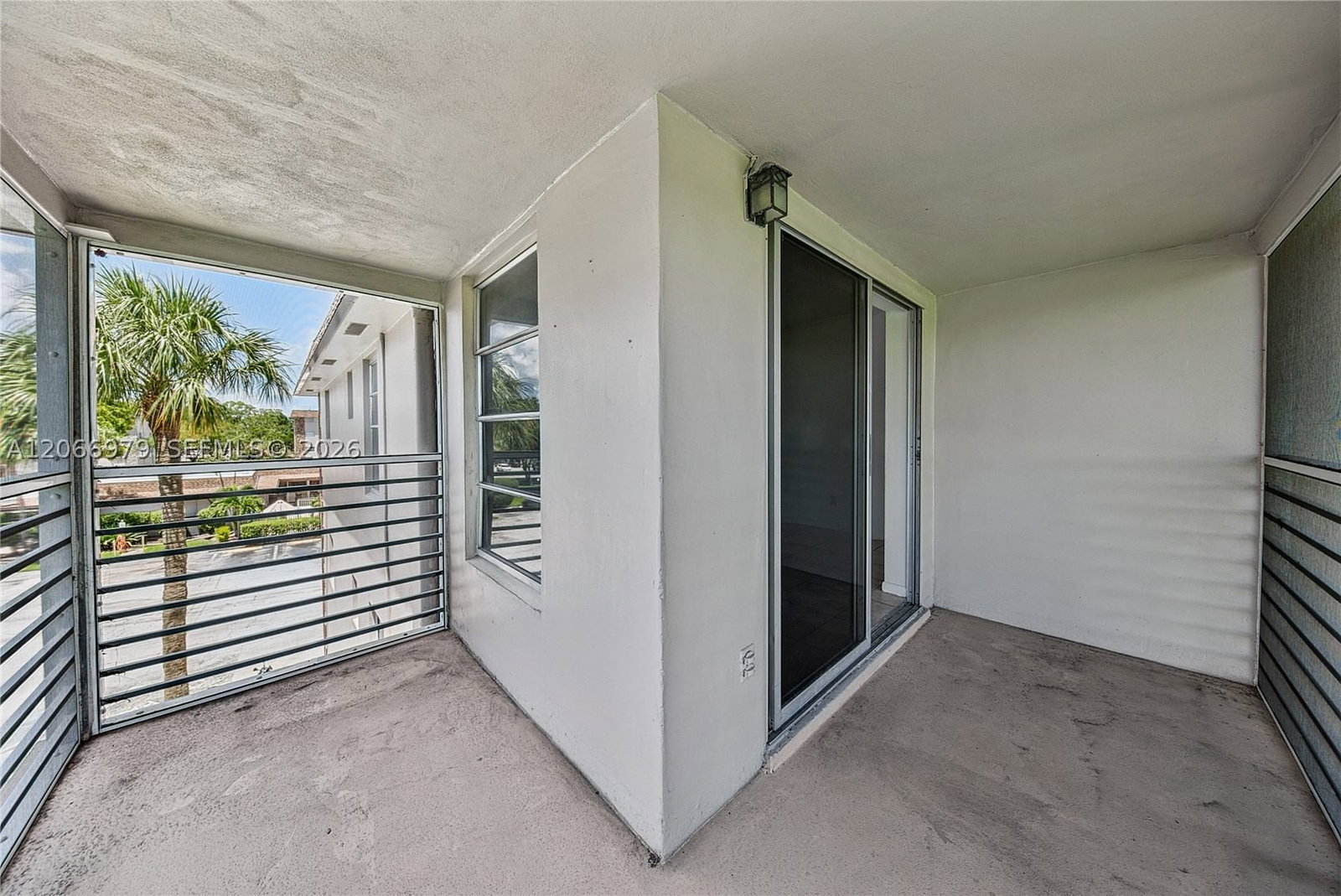 Real estate property located at 2491 82nd Ave #310, Broward, Arrowhead Condo No Iv, Davie, FL