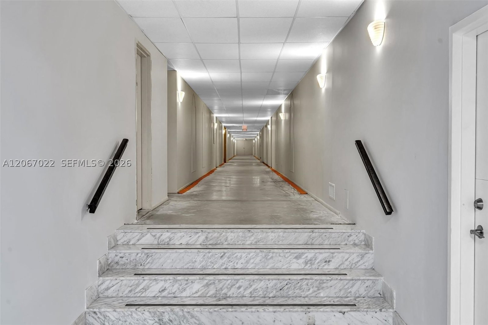 Real estate property located at 800 195th St #220, Miami-dade, Canongate Condo No One, Miami, FL