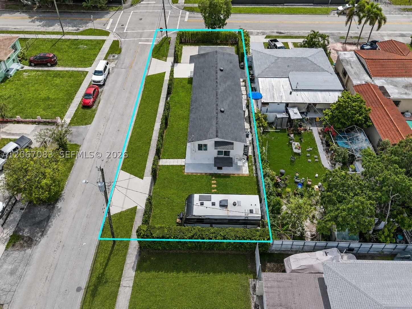 Real estate property located at 3930 2nd Ave, Miami-dade, Plat Of Anacris, Hialeah, FL