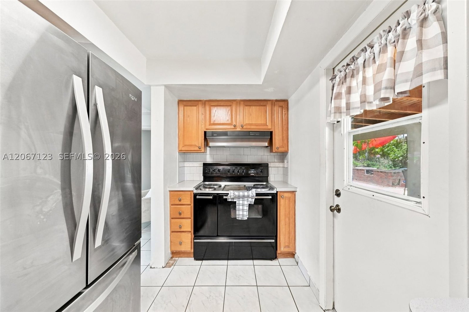 Real estate property located at 5525 112th Ave, Miami-dade, Westwood Lake 6th Addn, Miami, FL