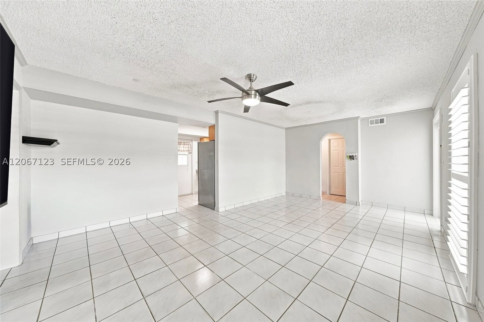 Real estate property located at 5525 112th Ave, Miami-dade, Westwood Lake 6th Addn, Miami, FL