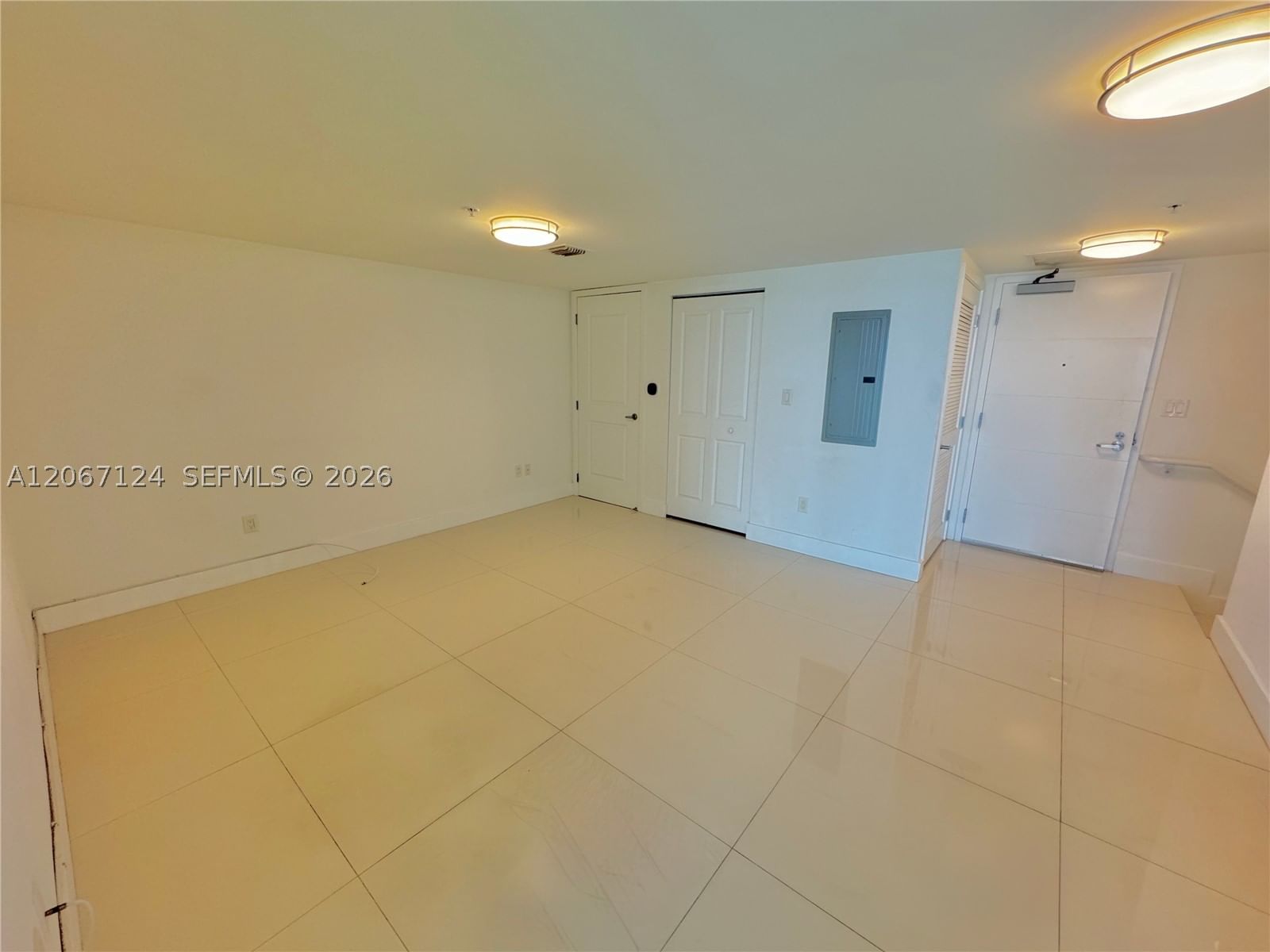 Real estate property located at 400 Sunny Isles Blvd #1221, Miami-dade, 400 Sunny Isles Condo Eas, Sunny Isles Beach, FL