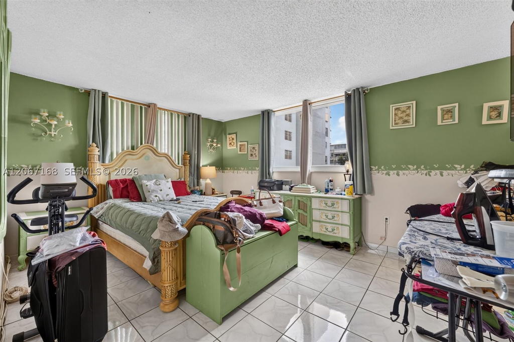 Real estate property located at 12500 15th Ave #306, Miami-dade, Three Horizons East Condo, North Miami, FL