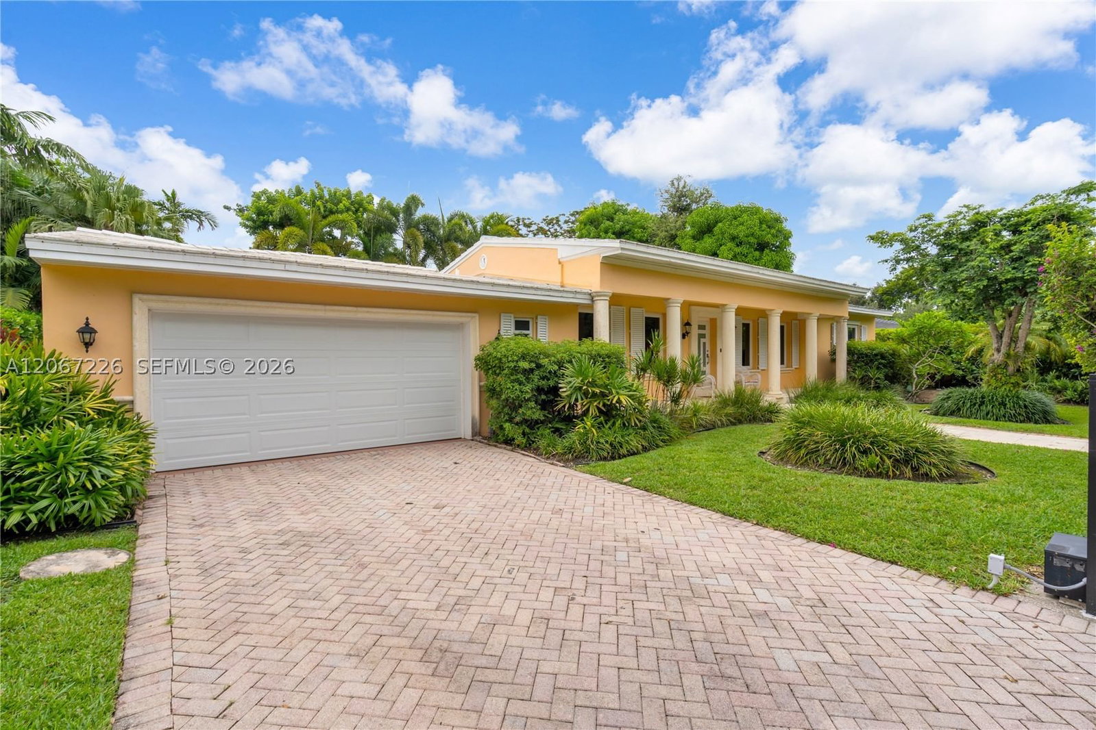Real estate property located at 6605 Maynada St, Miami-dade, Coral Gables Riviera Sec, Coral Gables, FL