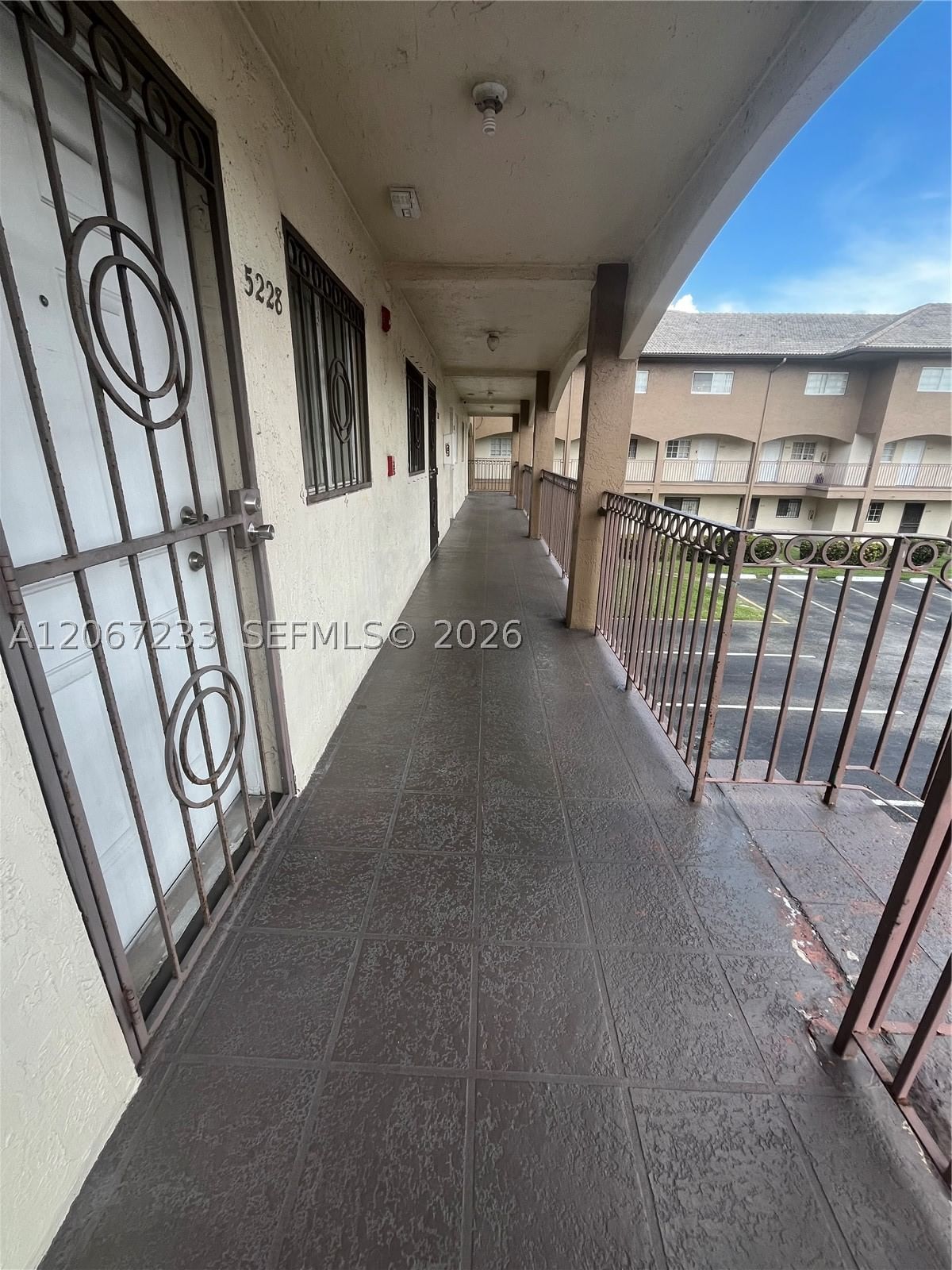 Real estate property located at 8851 NW 119 ST #5222, Miami-dade, Grand Vista Condo, Hialeah Gardens, FL