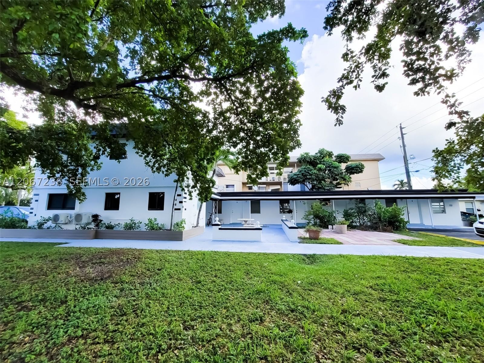 Real estate property located at 1858 Dewey St, Broward, Hollywood South Side Add, Hollywood, FL
