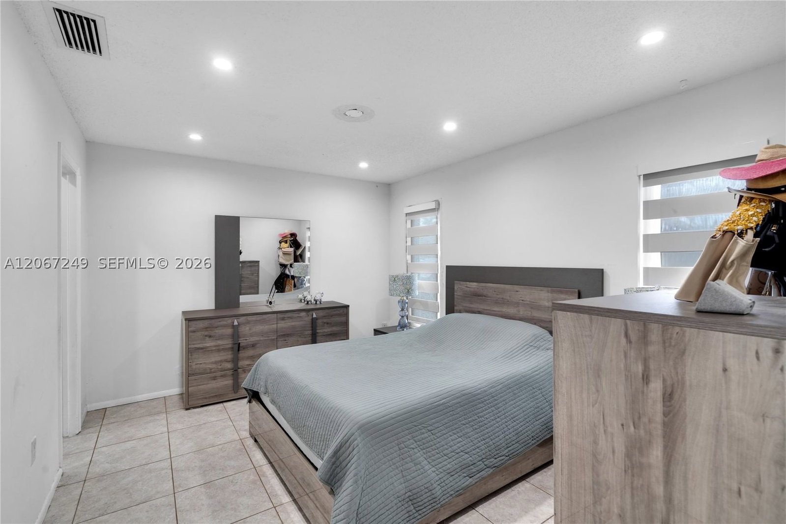 Real estate property located at 11911 32nd Mnr, Broward, Sunrise Golf Village Sec, Sunrise, FL