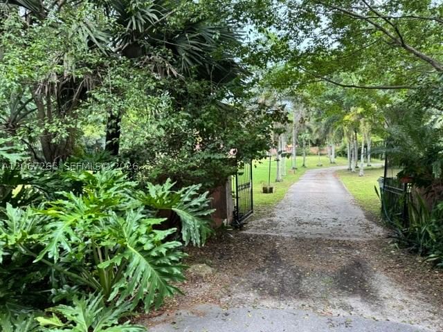 Real estate property located at 3550 121st Ave, Broward, Flamingo Groves, Davie, FL