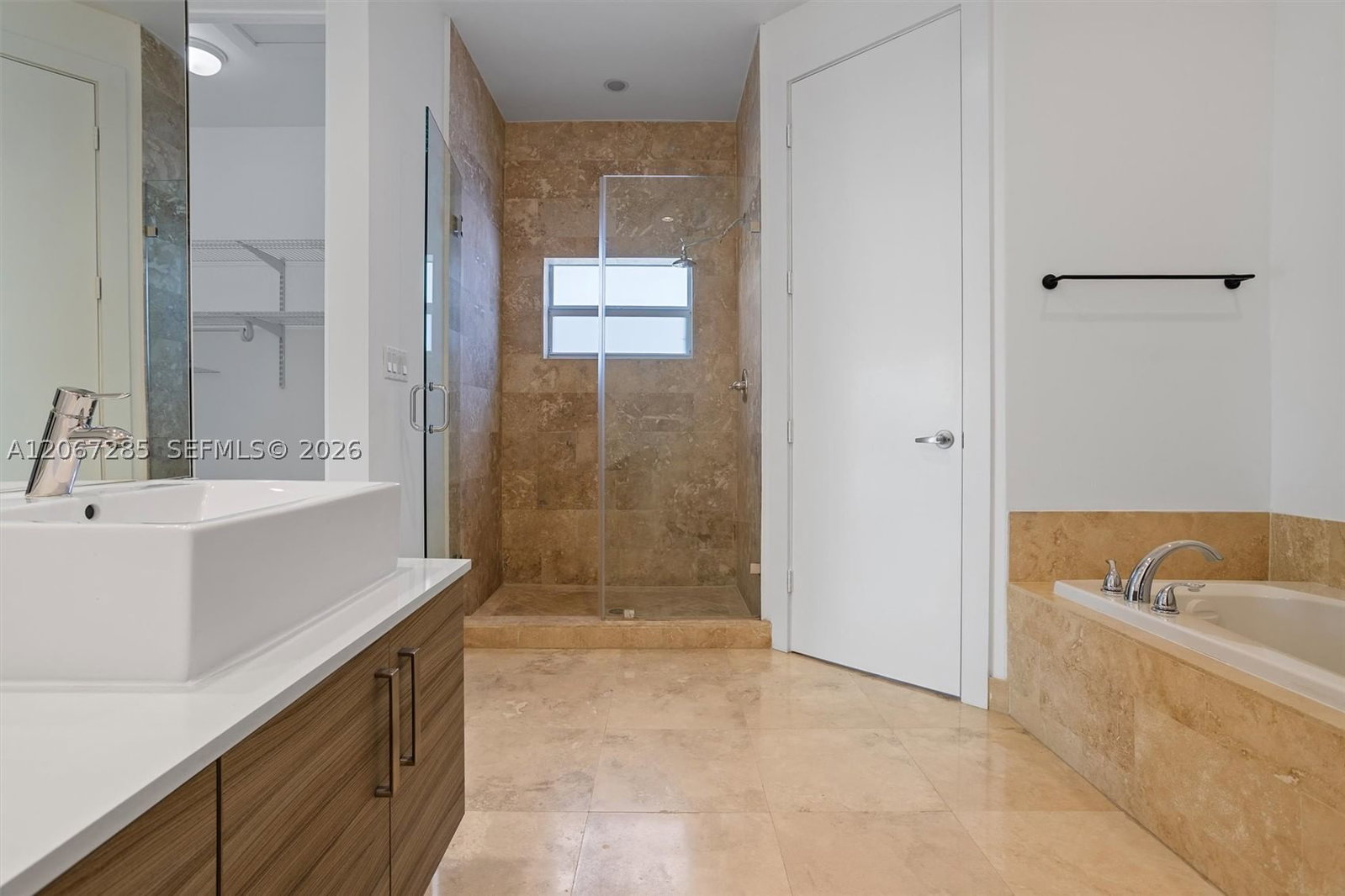 Real estate property located at 2784 34th Ave, Miami-dade, Silver Bluff Gardens, Miami, FL