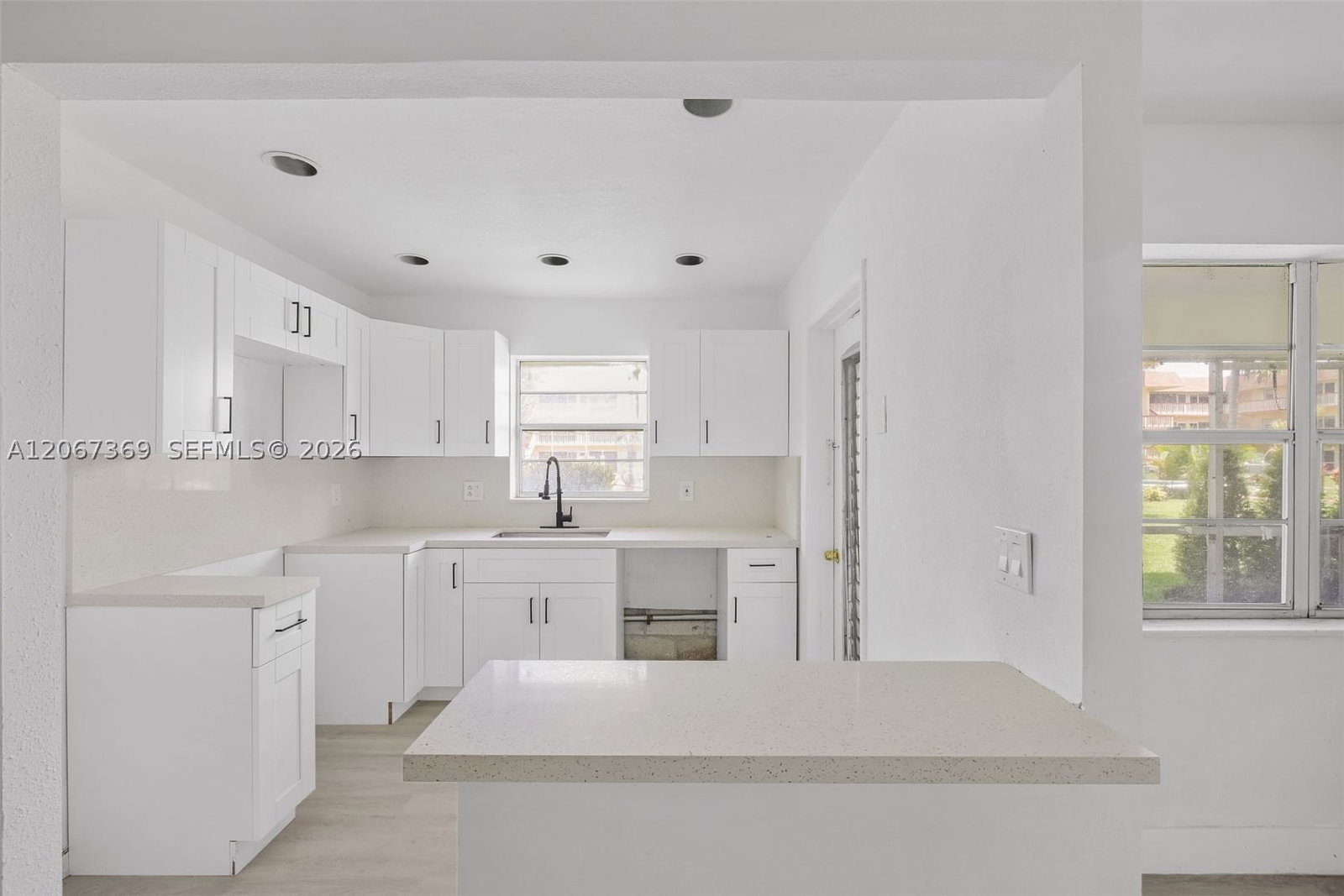 Real estate property located at 5300 Washington St T125, Broward, Beverly Hills Condo Numbe, Hollywood, FL