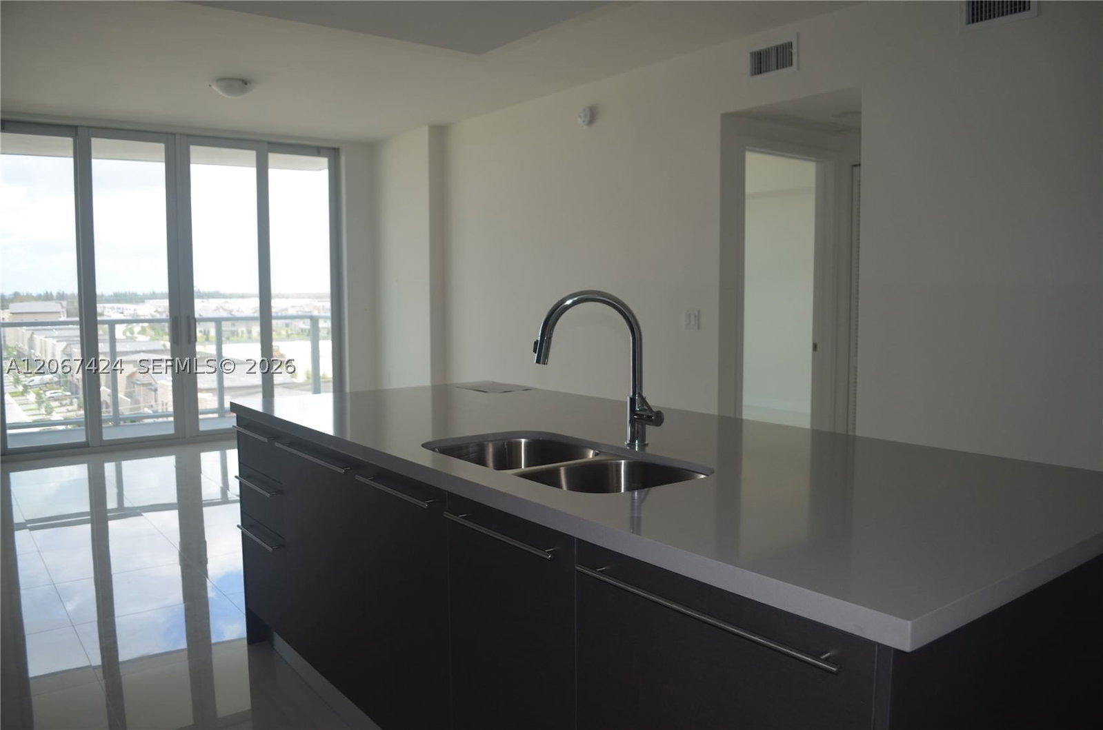 Real estate property located at 7825 107th Ave #601, Miami-dade, Midtown At Doral, Doral, FL