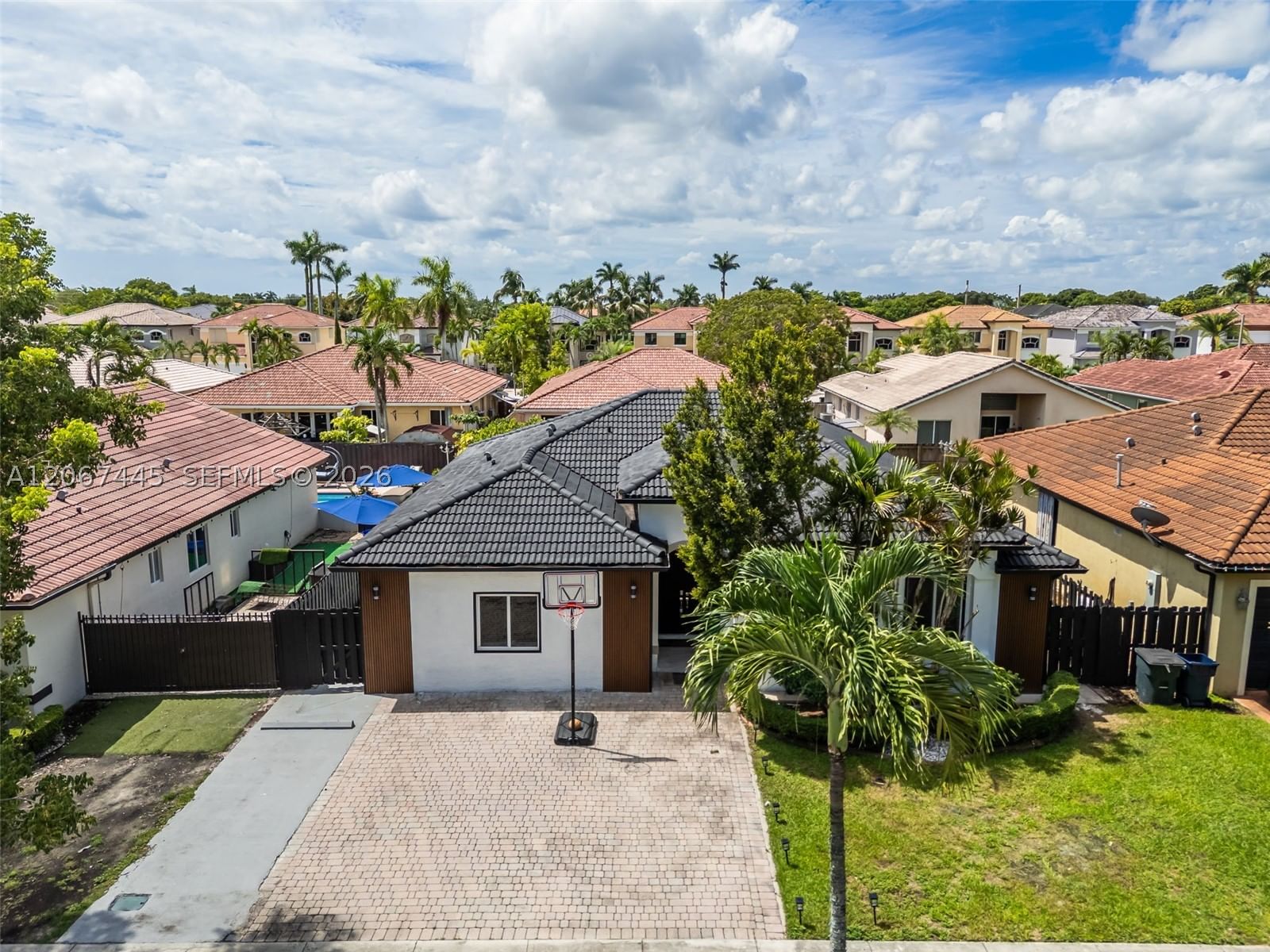Real estate property located at 16362 53rd Ter, Miami-dade, Miller Cove 1st Addn, Miami, FL