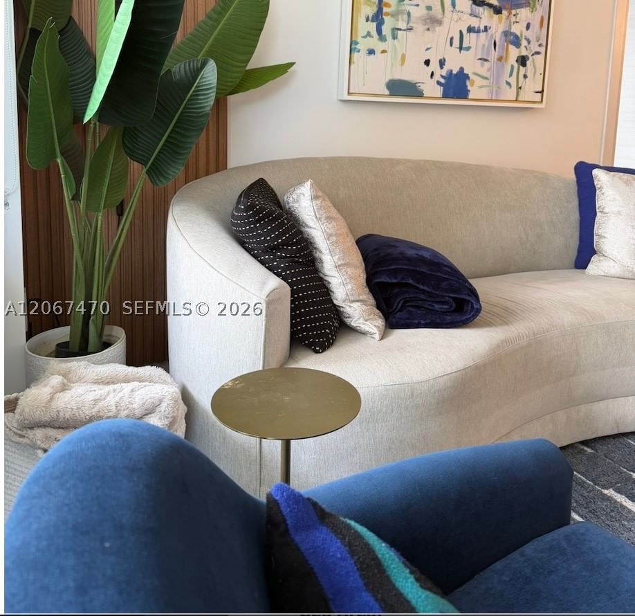 Real estate property located at 801 Miami Ave #2410, Miami-dade, 801 Sma Residences, Miami, FL