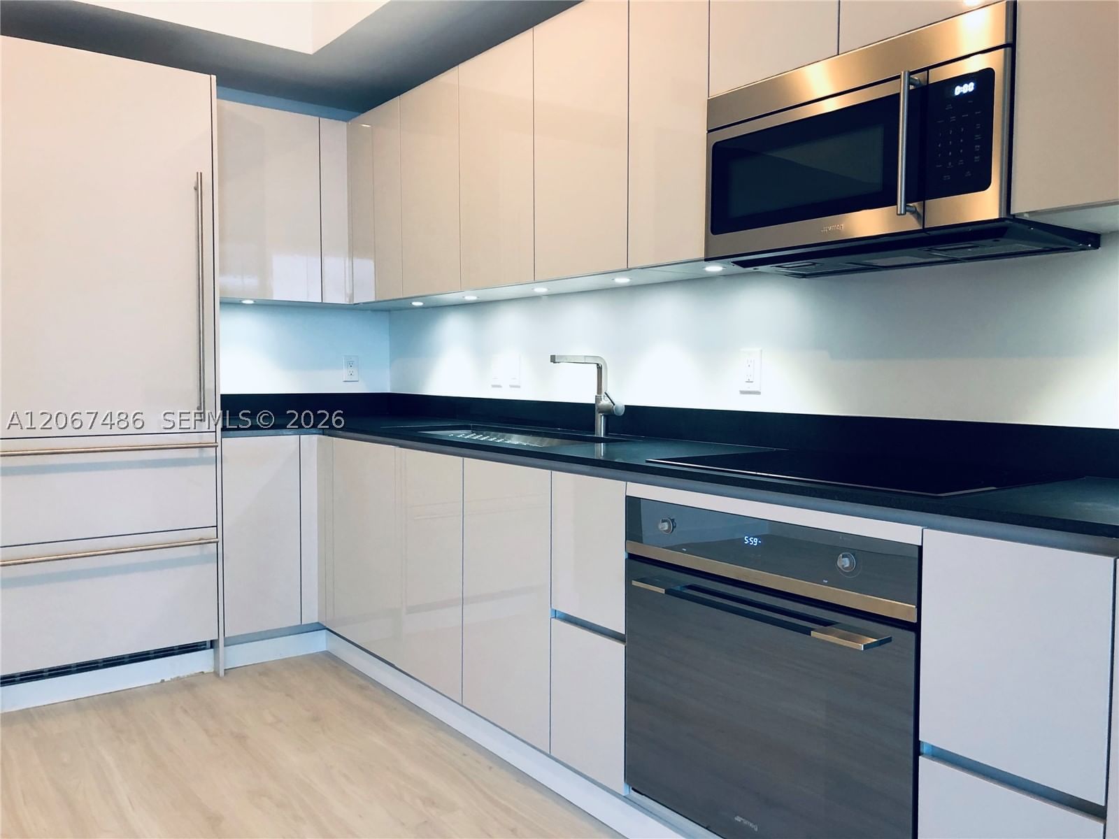 Real estate property located at 1010 Brickell Ave #3608, Miami-dade, 1010 Brickell Condo, Miami, FL